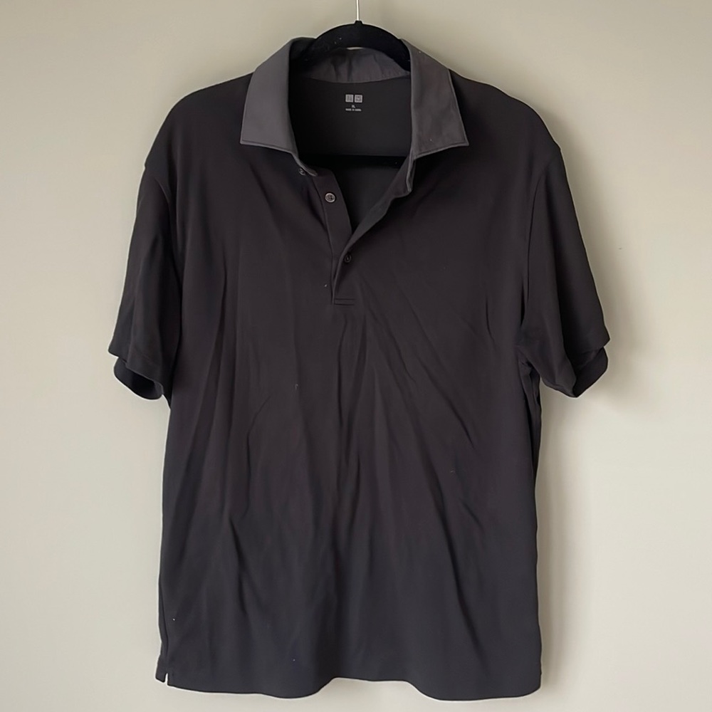 Men’s UNIQLO black polo, XL